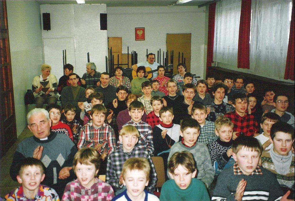 105. Fotografia – Zimowisko dla ministrantów w Piechowicach, 1996