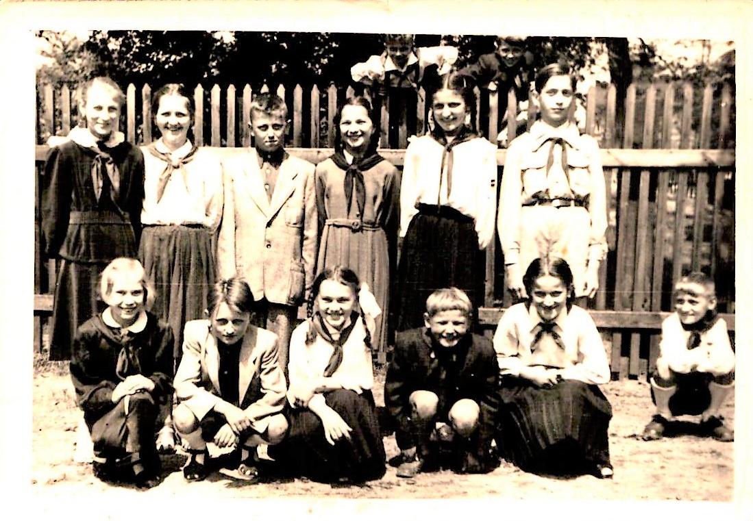 206. Fotografie – Drużyna harcerska ze Szkoły Podstawowej w Jaworzynie Śląskiej, 1955/56