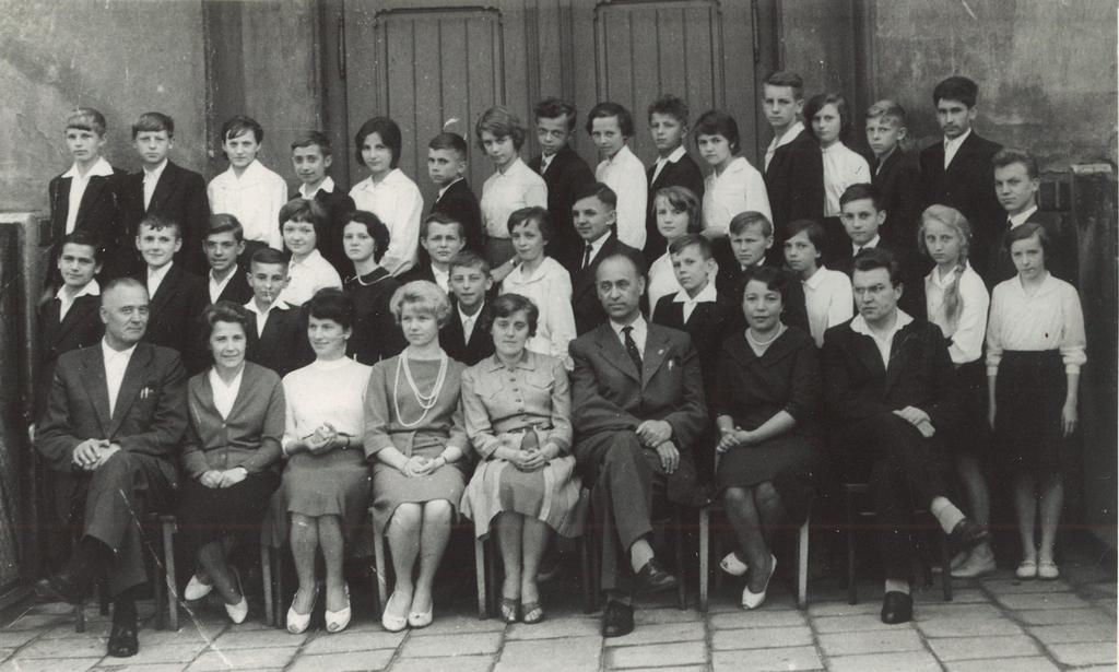 171. Fotografie – Uczniowie Szkoły Podstawowej w Jaworzynie Śląskiej, 1962
