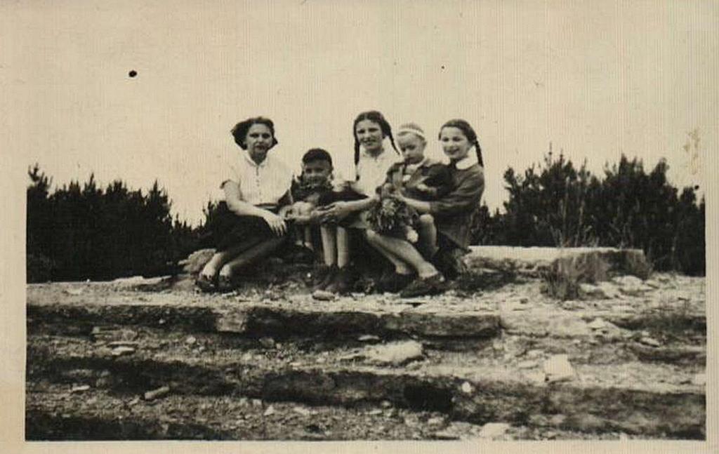 211. Fotografia – Pozostałości po pomniku Fryderyka II Wielkiego, 1954
